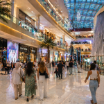 Dubai Dress Code Explained: Malls, Streets, Restaurants & Nightlife